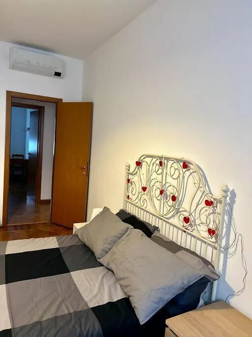 Porta Genova Suite Modern House Milánó 0*,  Olaszország